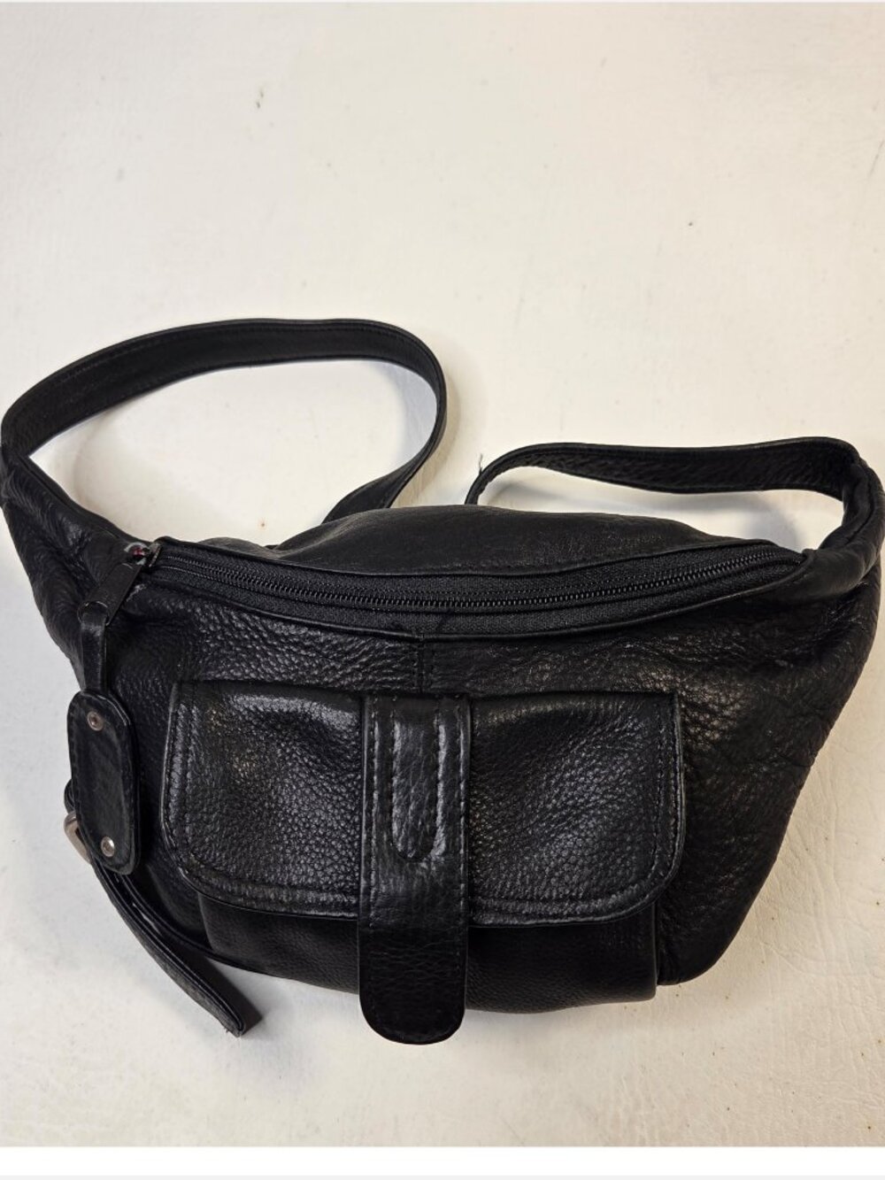 Kenneth Cole Black Genuine Leather Belt Bag Fannie Pack Unisex